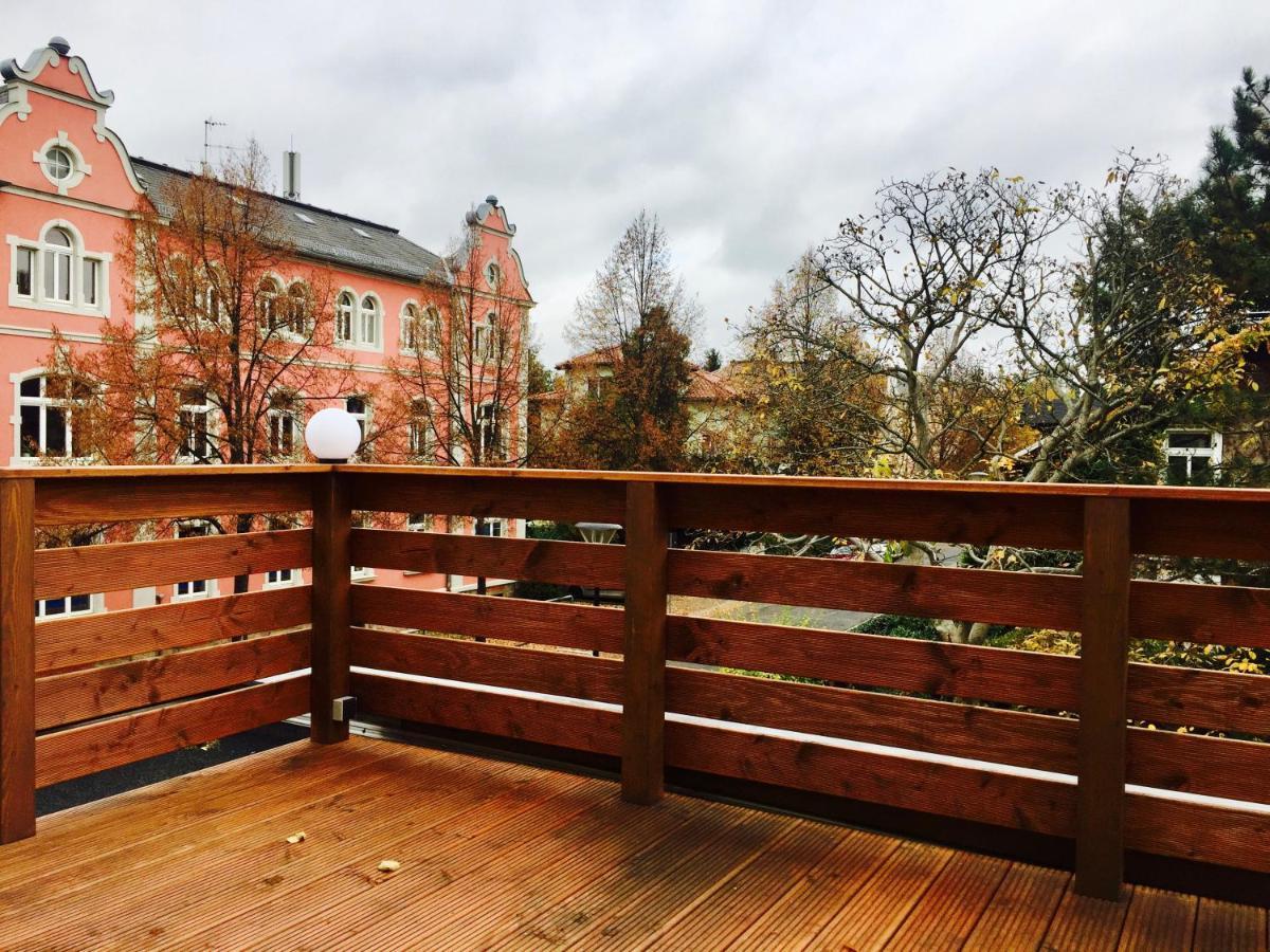 Zu Den Linden - Radebeul Pension Mit Restaurant Eksteriør bilde