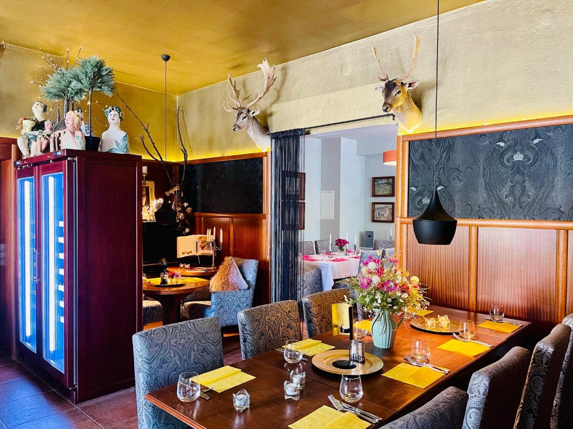 Zu Den Linden - Radebeul Pension Mit Restaurant Eksteriør bilde
