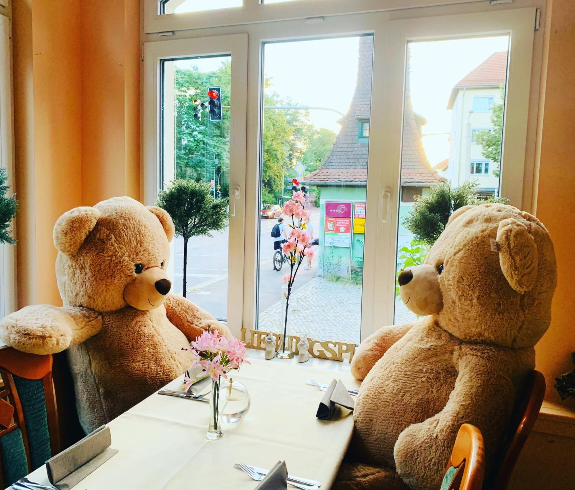 Zu Den Linden - Radebeul Pension Mit Restaurant Eksteriør bilde